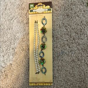 Pearl and Green Floral Bead Set